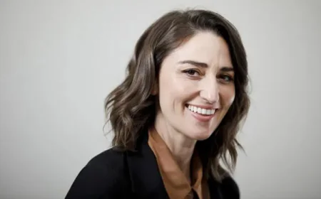 Sara Bareilles Net Worth, Relationships, Age/Birthdate & Birthday Facts