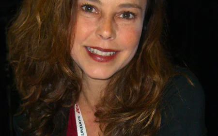 Dana Barron Net Worth, Relationships, Age/Birthdate & Birthday Facts