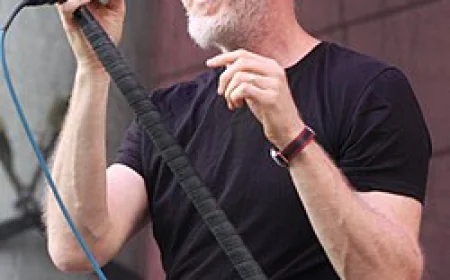 Chris Barron Net Worth, Relationships, Age/Birthdate & Birthday Facts