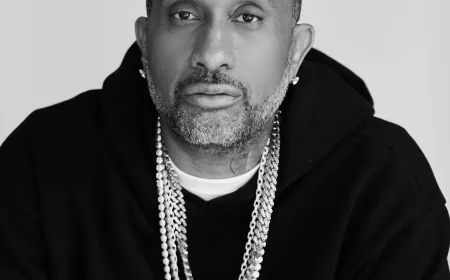 Kenya Barris Net Worth, Relationships, Age/Birthdate & Birthday Facts