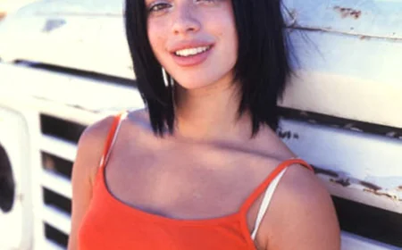 Tina Barrett Net Worth, Relationships, Age/Birthdate & Birthday Facts