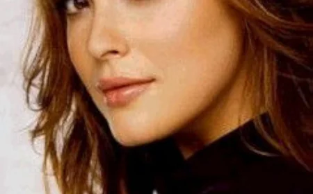 Sasha Barrese Net Worth, Relationships, Age/Birthdate & Birthday Facts