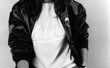 Justine Bateman Net Worth, Relationships, Age/Birthdate & Birthday Facts