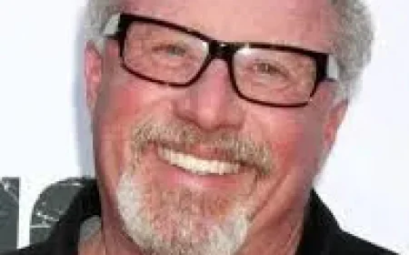 Thom Beers Net Worth, Relationships, Age/Birthdate & Birthday Facts