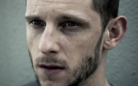 Jamie Bell Net Worth, Relationships, Age/Birthdate & Birthday Facts