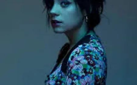 Lily Allen Net Worth, Relationships, Age/Birthdate & Birthday Facts