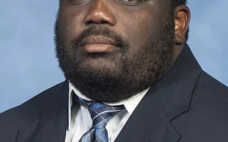 C. J. Anderson Net Worth, Relationships, Age/Birthdate & Birthday Facts