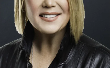 Jann Arden Net Worth, Relationships, Age/Birthdate & Birthday Facts