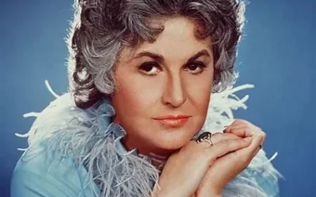 Bea Arthur Net Worth, Relationships, Age/Birthdate & Birthday Facts