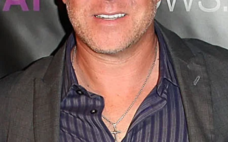 Brooks Ayers Net Worth, Relationships, Age/Birthdate & Birthday Facts