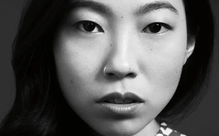 Awkwafina Net Worth, Relationships, Age/Birthdate & Birthday Facts