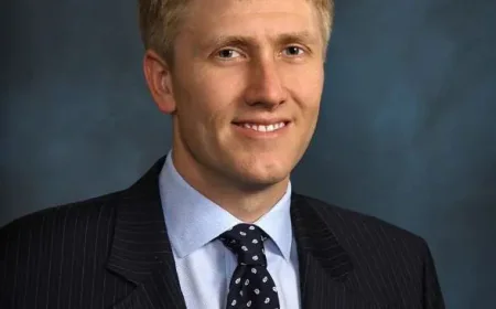 Nick Ayers Net Worth, Relationships, Age/Birthdate & Birthday Facts