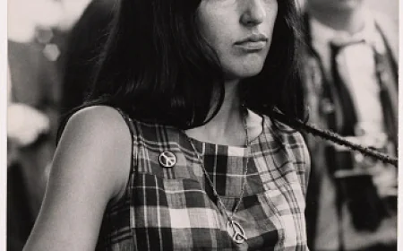 Joan Baez Net Worth, Relationships, Age/Birthdate & Birthday Facts