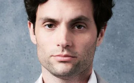 Penn Badgley Net Worth, Relationships, Age/Birthdate & Birthday Facts