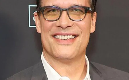 Diedrich Bader Net Worth, Relationships, Age/Birthdate & Birthday Facts