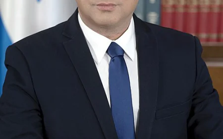 Naftali Bennett Net Worth, Relationships, Age/Birthdate & Birthday Facts