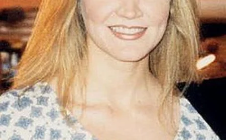 Crystal Bernard Net Worth, Relationships, Age/Birthdate & Birthday Facts