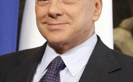 Silvio Berlusconi Net Worth, Relationships, Age/Birthdate & Birthday Facts