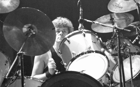 Bev Bevan Net Worth, Relationships, Age/Birthdate & Birthday