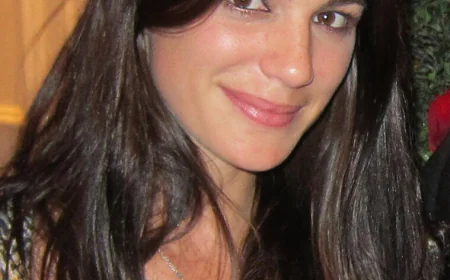 Genevieve Cortese Net Worth, Relationships, Age/Birthdate & Birthday