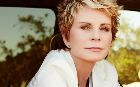 Patricia Cornwell Net Worth, Relationships, Age/Birthdate & Birthday