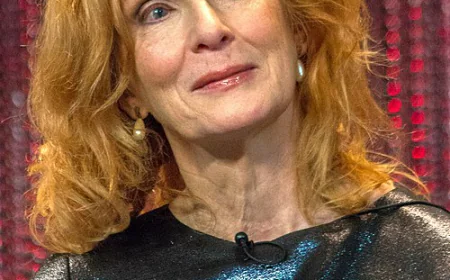 Frances Conroy Net Worth, Relationships, Age/Birthdate & Birthday