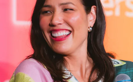 Michaela Conlin Net Worth, Relationships, Age/Birthdate & Birthday