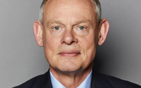 Martin Clunes Net Worth, Relationships, Age/Birthdate & Birthday