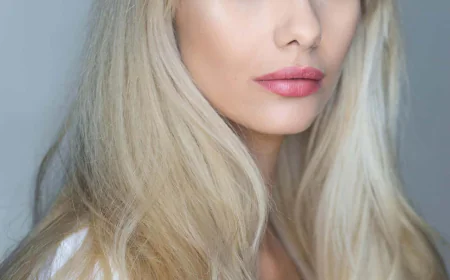 Jessica Jane Clement Net Worth, Relationships, Age/Birthdate & Birthday