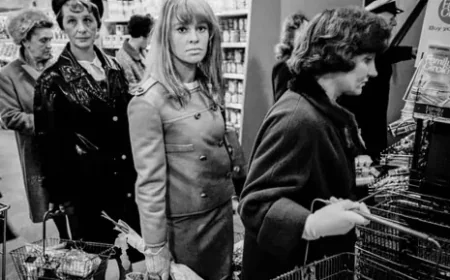 Julie Christie Net Worth, Relationships, Age/Birthdate & Birthday