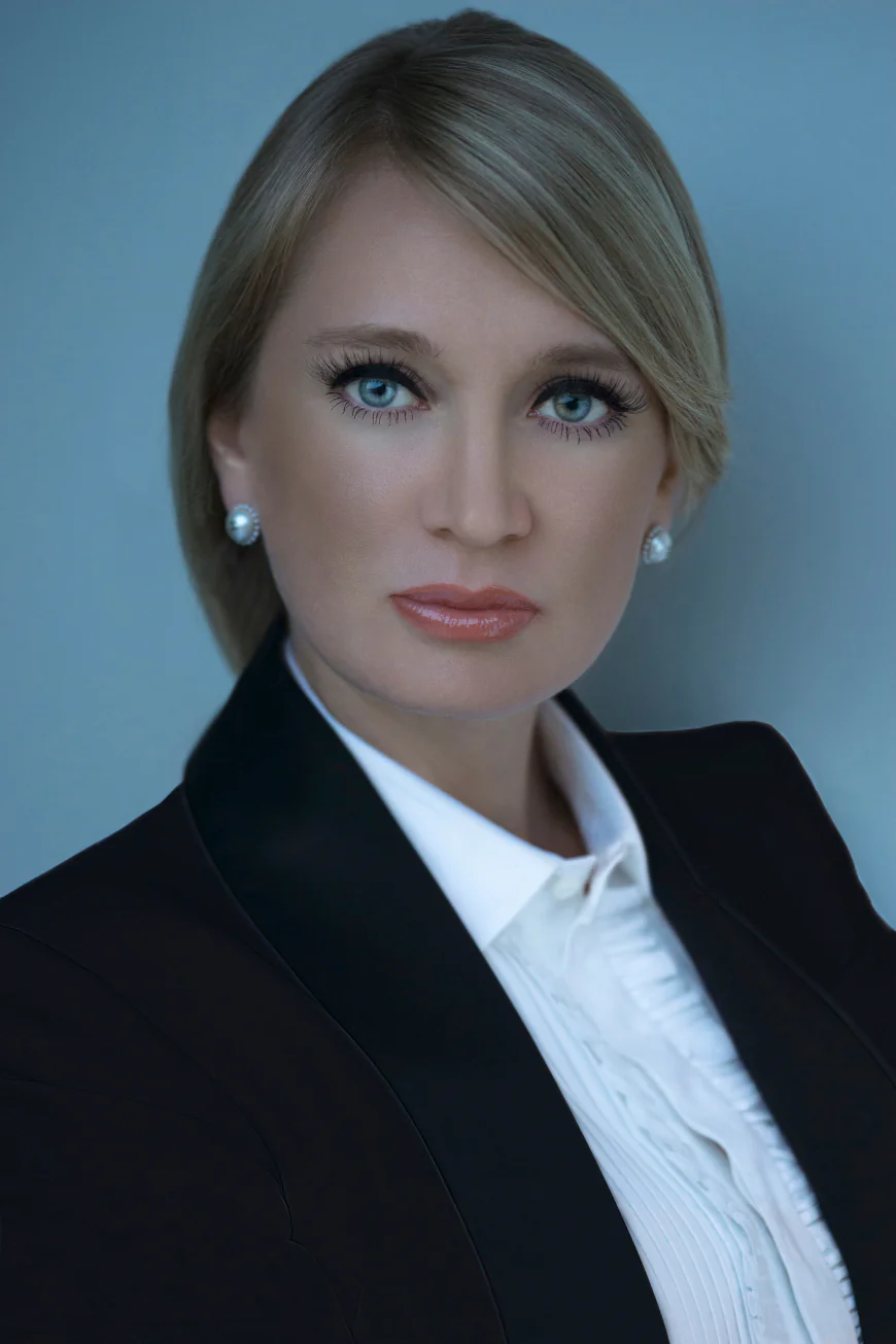 Marina Acton Net Worth, Relationships, Age/Birthdate & Birthday Facts