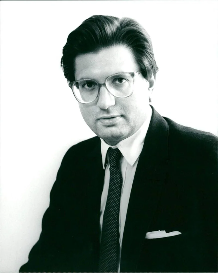 Robert Agostinelli Net Worth, Relationships, Age/Birthdate & Birthday Facts