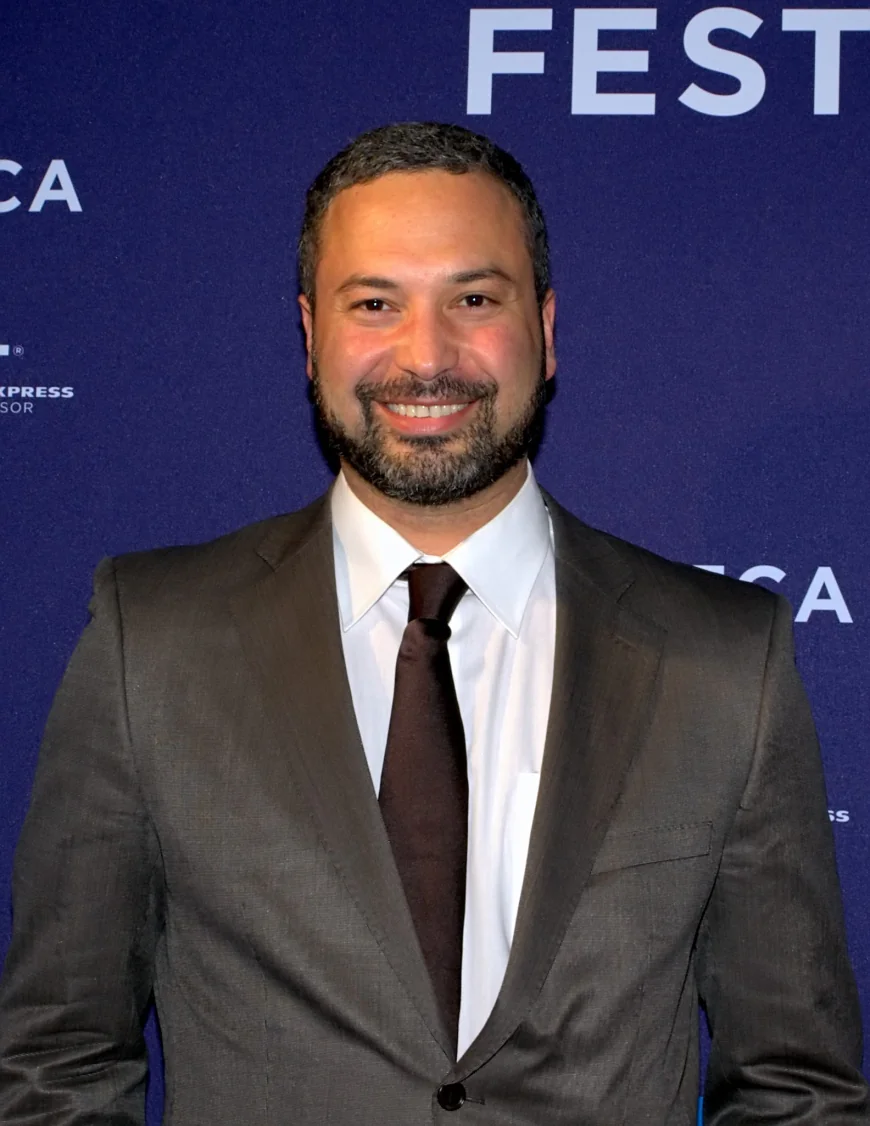 Ahmed Ahmed Net Worth, Relationships, Age/Birthdate & Birthday Facts