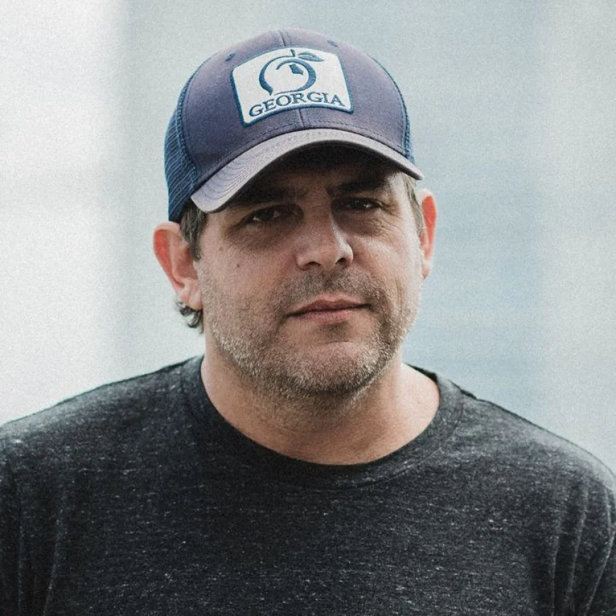 Rhett Akins Net Worth, Relationships, Age/Birthdate & Birthday Facts