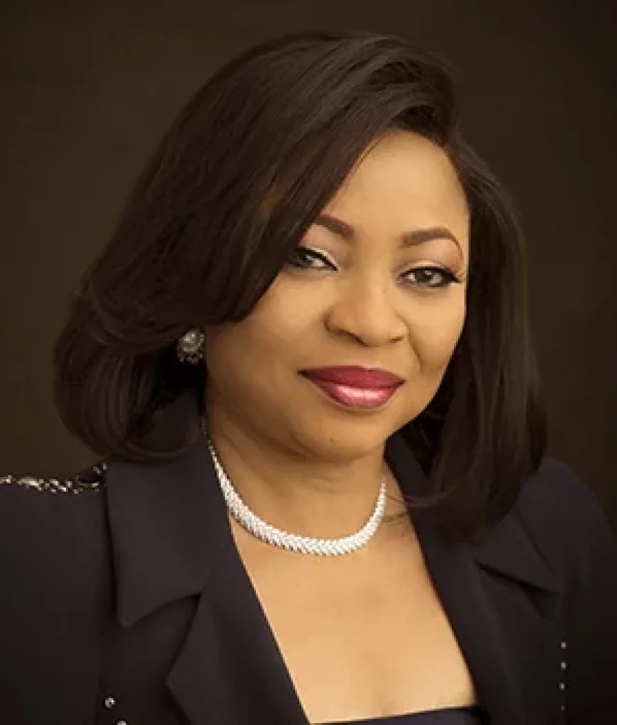 Folorunsho Alakija Net Worth, Relationships, Age/Birthdate & Birthday Facts