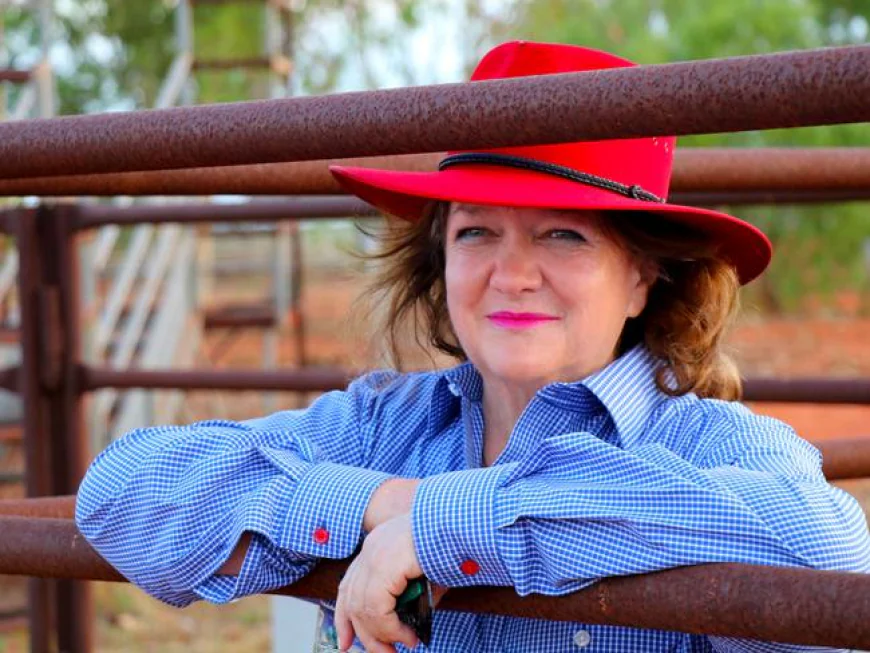 Angela Bennett Net Worth, Relationships, Age/Birthdate & Birthday Facts