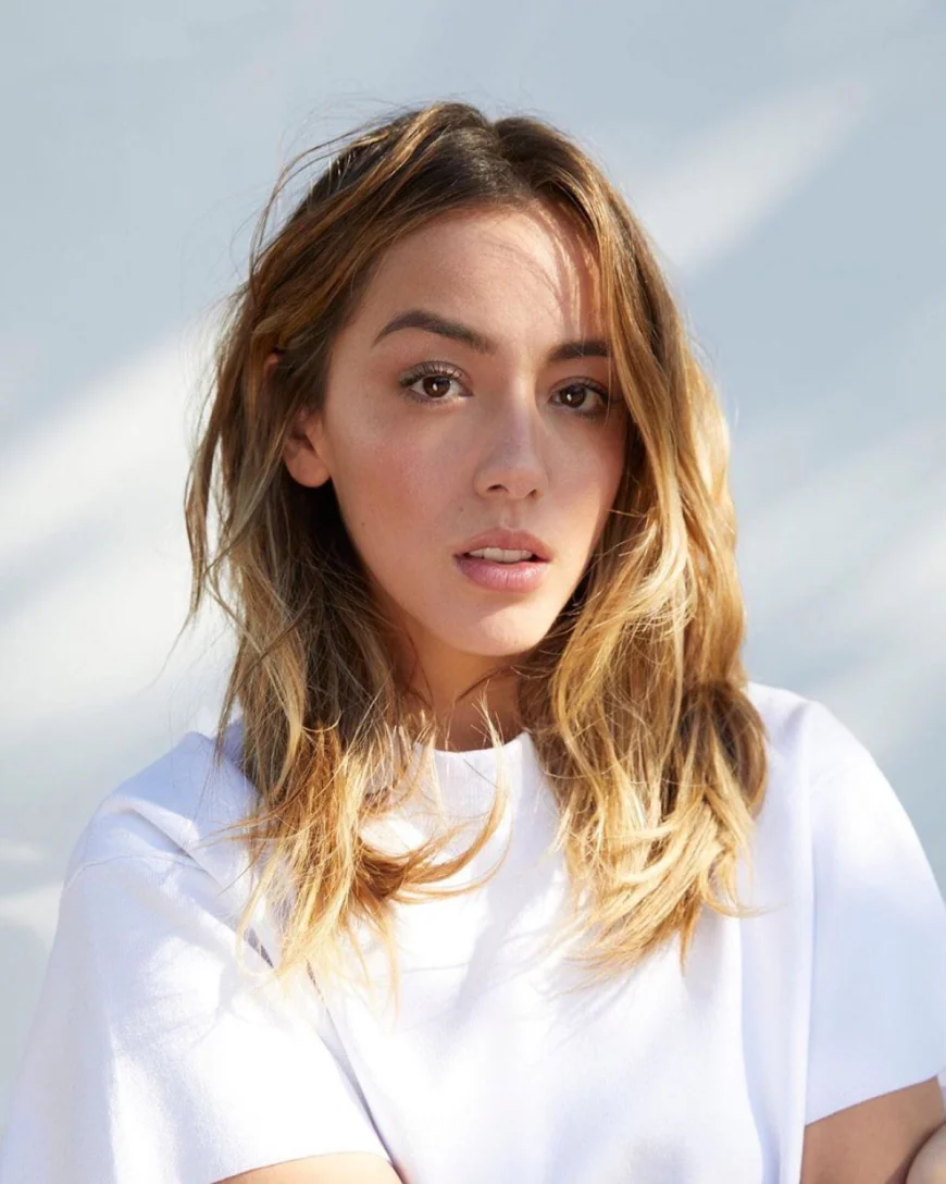Chloe Bennet Net Worth, Relationships, Age/Birthdate & Birthday Facts