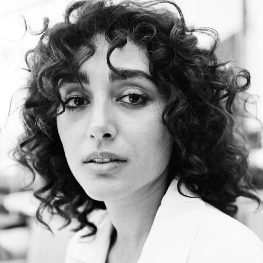 Golshifteh Farahani Net Worth, Relationships, Age/Birthdate & Birthday Facts
