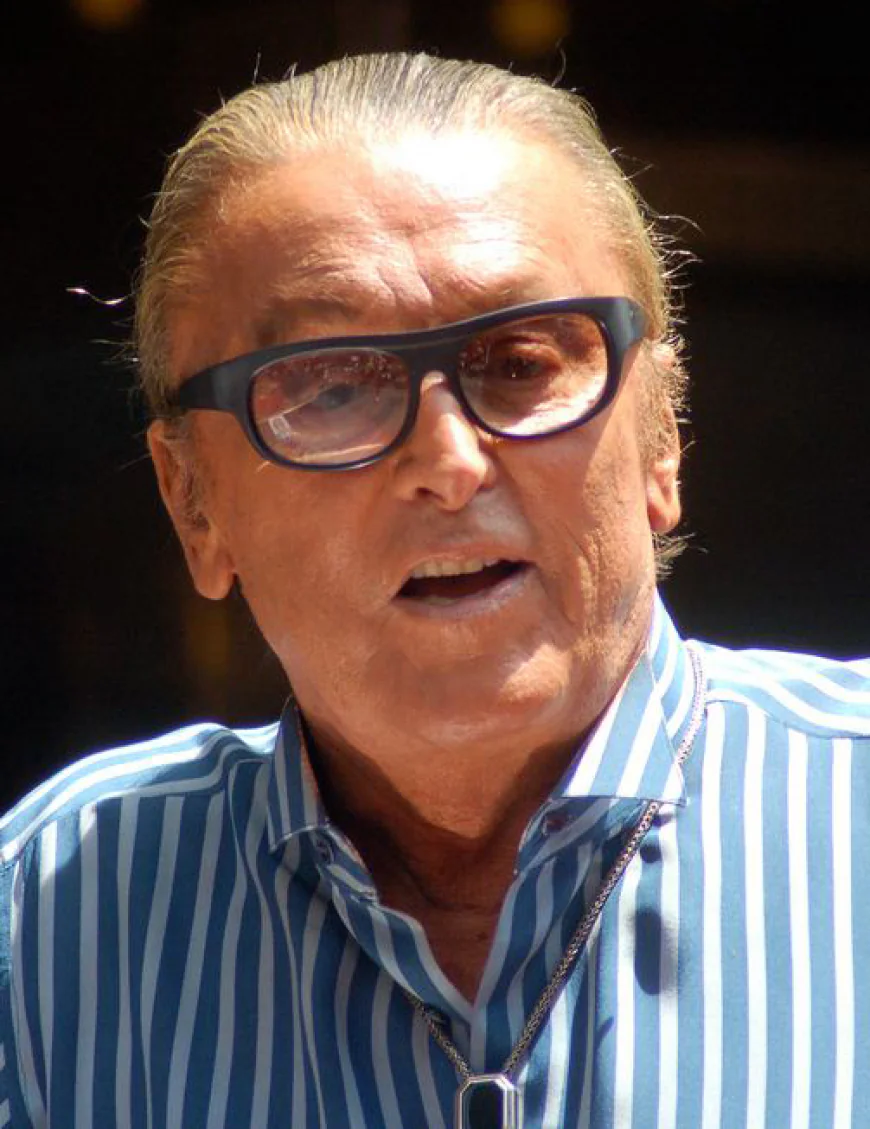 Robert Evans Net Worth, Relationships, Age/Birthdate & Birthday Facts