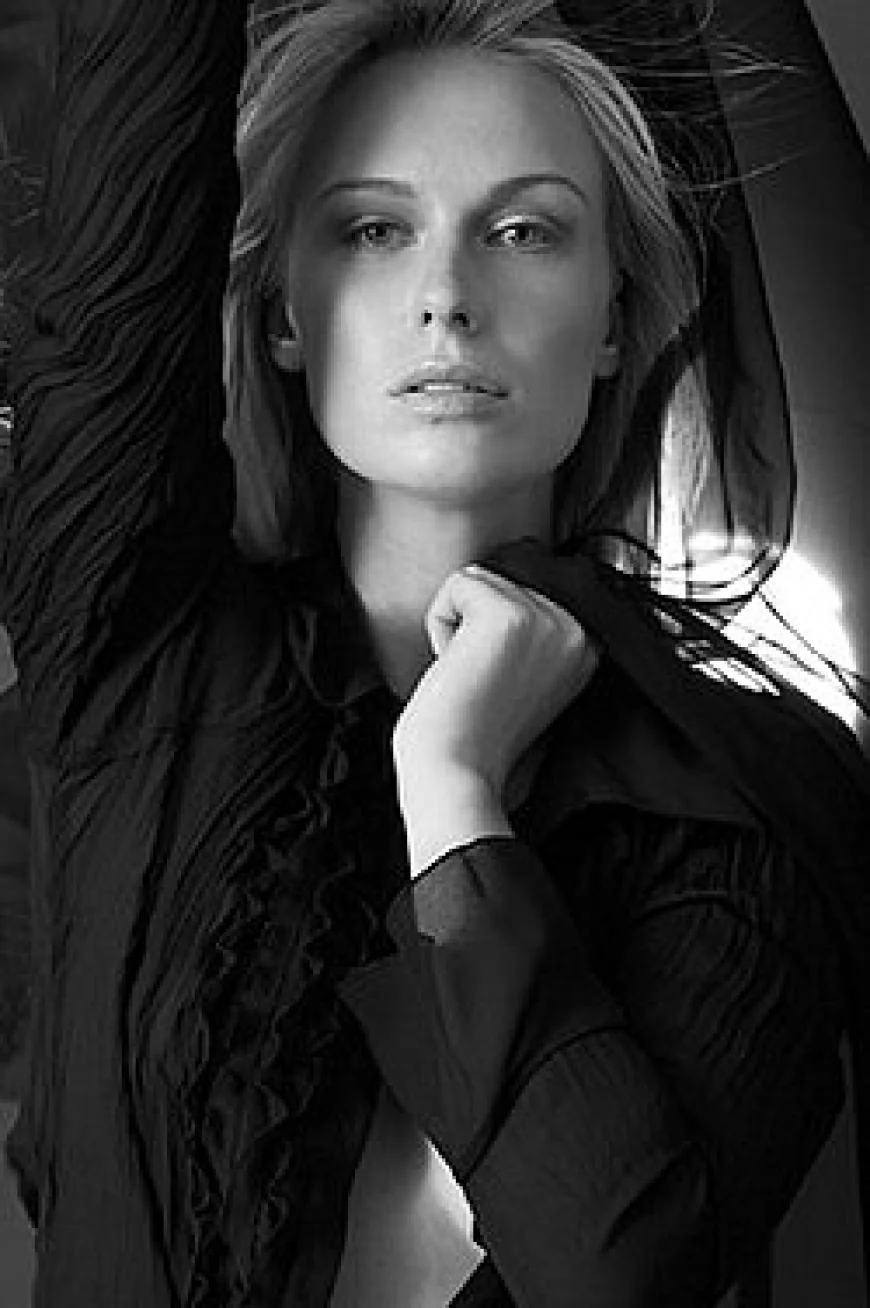 CariDee English Net Worth, Relationships, Age/Birthdate & Birthday Facts