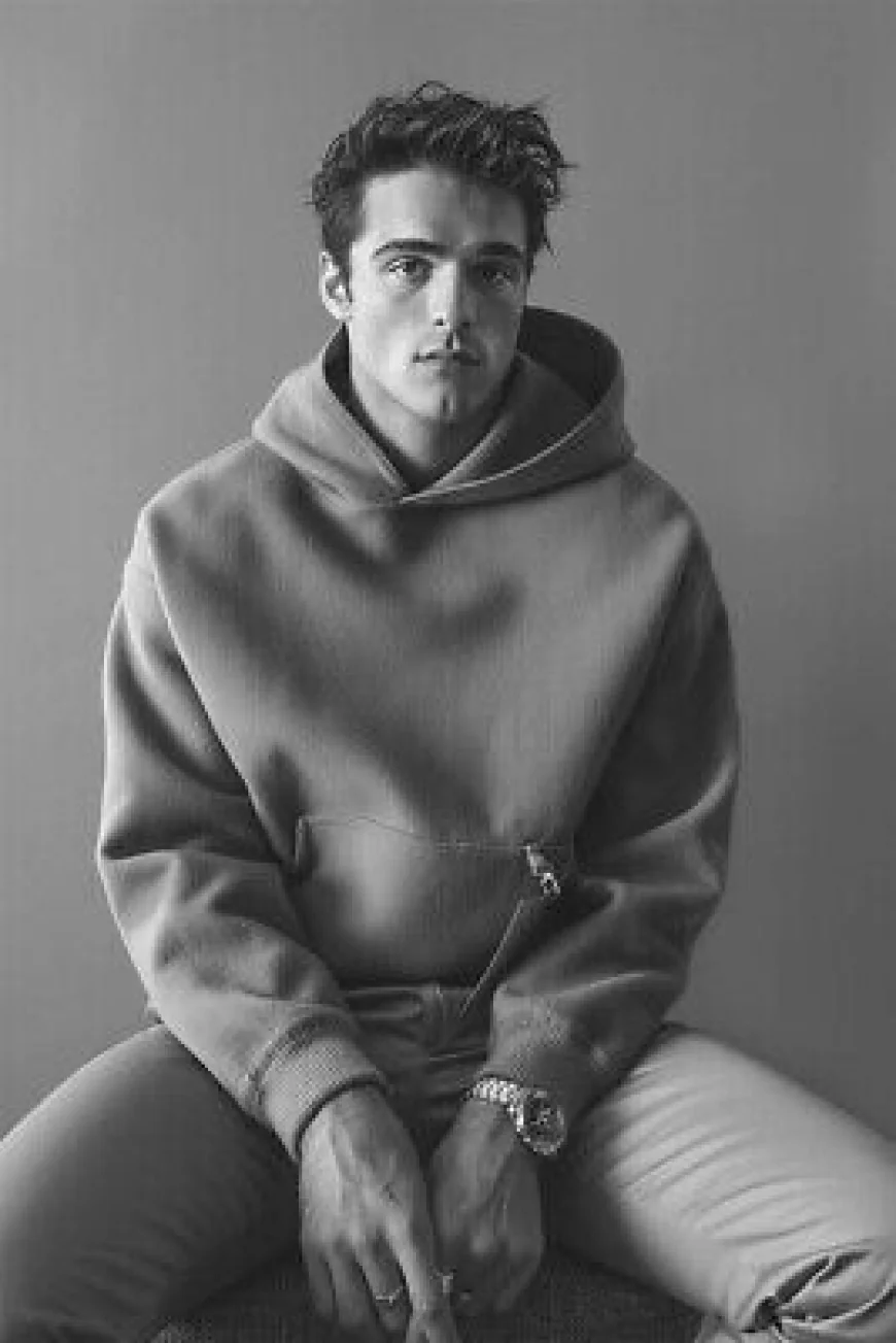 Jacob Elordi Net Worth, Relationships, Age/Birthdate & Birthday Facts