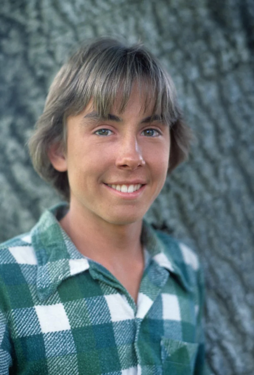 Ike Eisenmann Net Worth, Relationships, Age/Birthdate & Birthday Facts