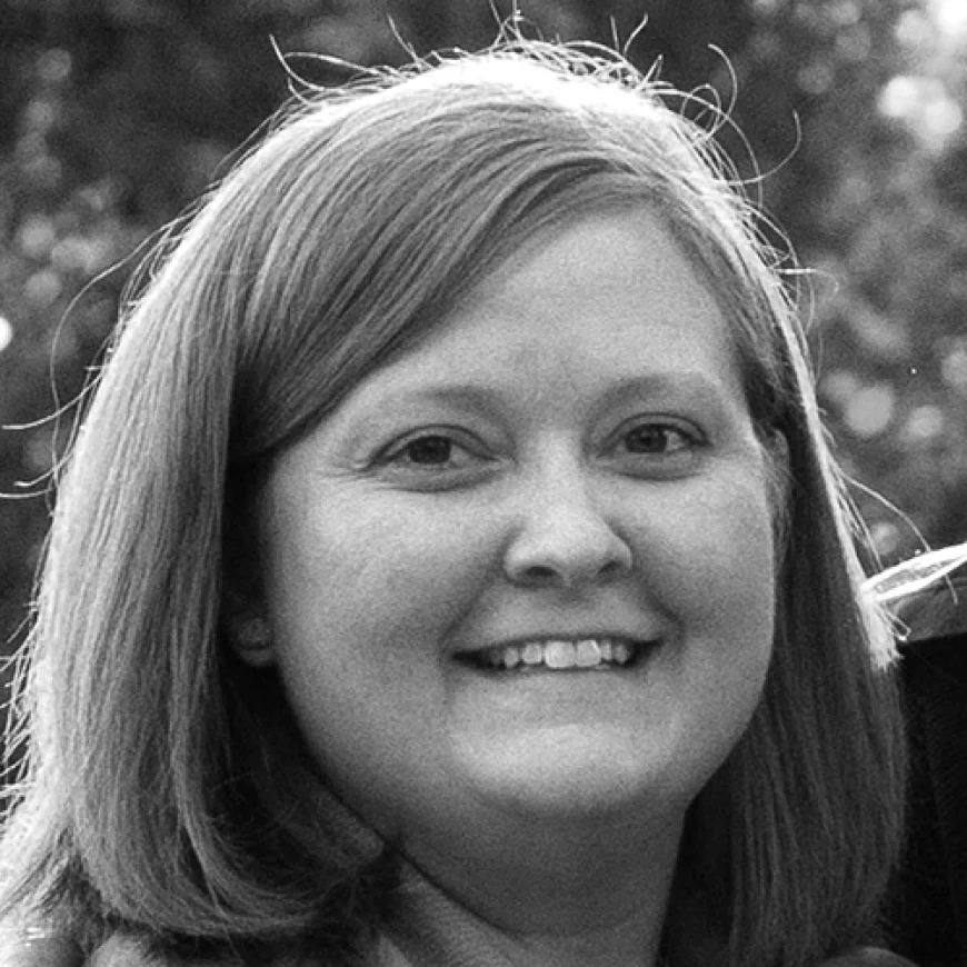 Lindsey Duke Net Worth, Relationships, Age/Birthdate & Birthday Facts