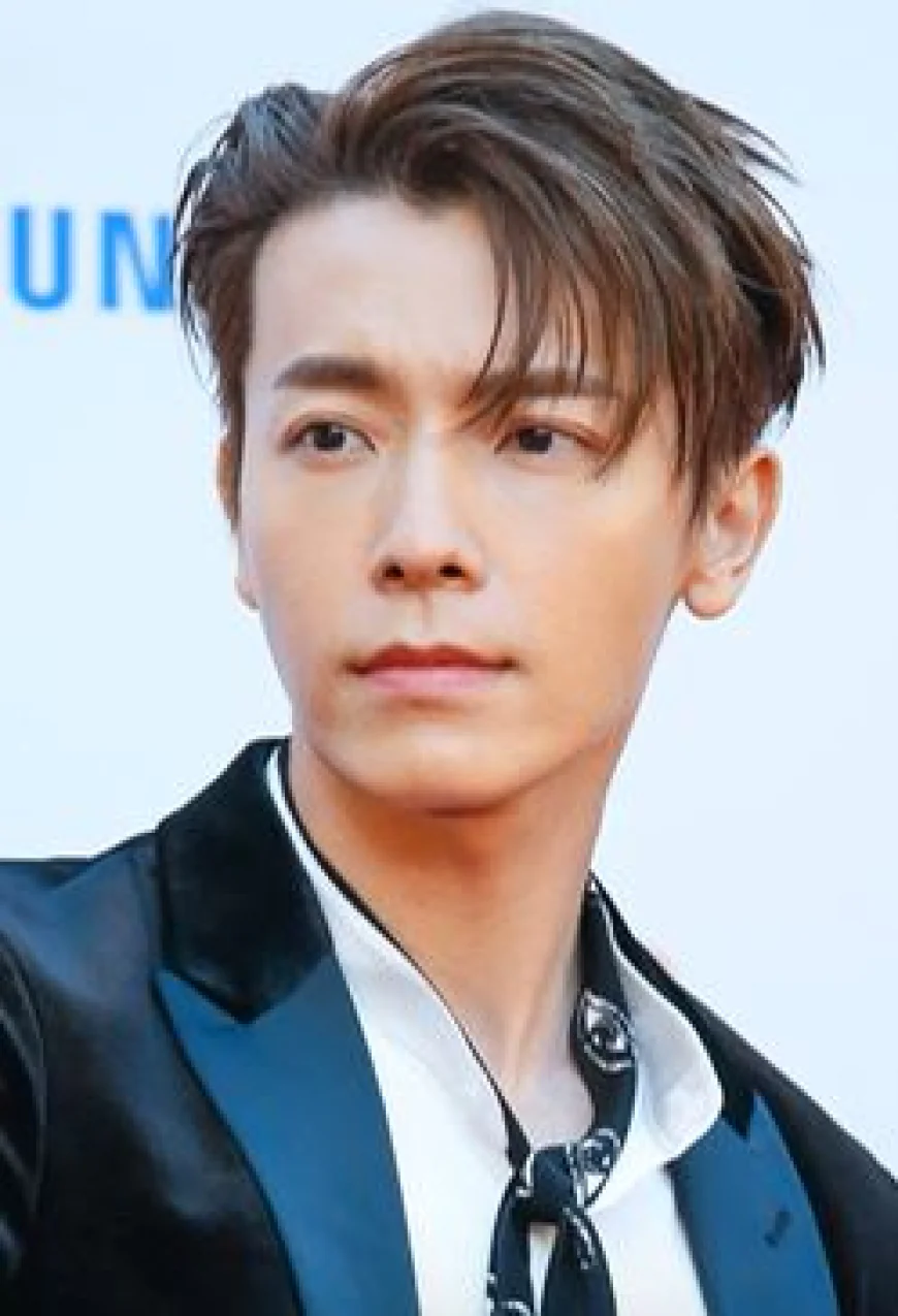 Lee Donghae Net Worth, Relationships, Age/Birthdate & Birthday Facts