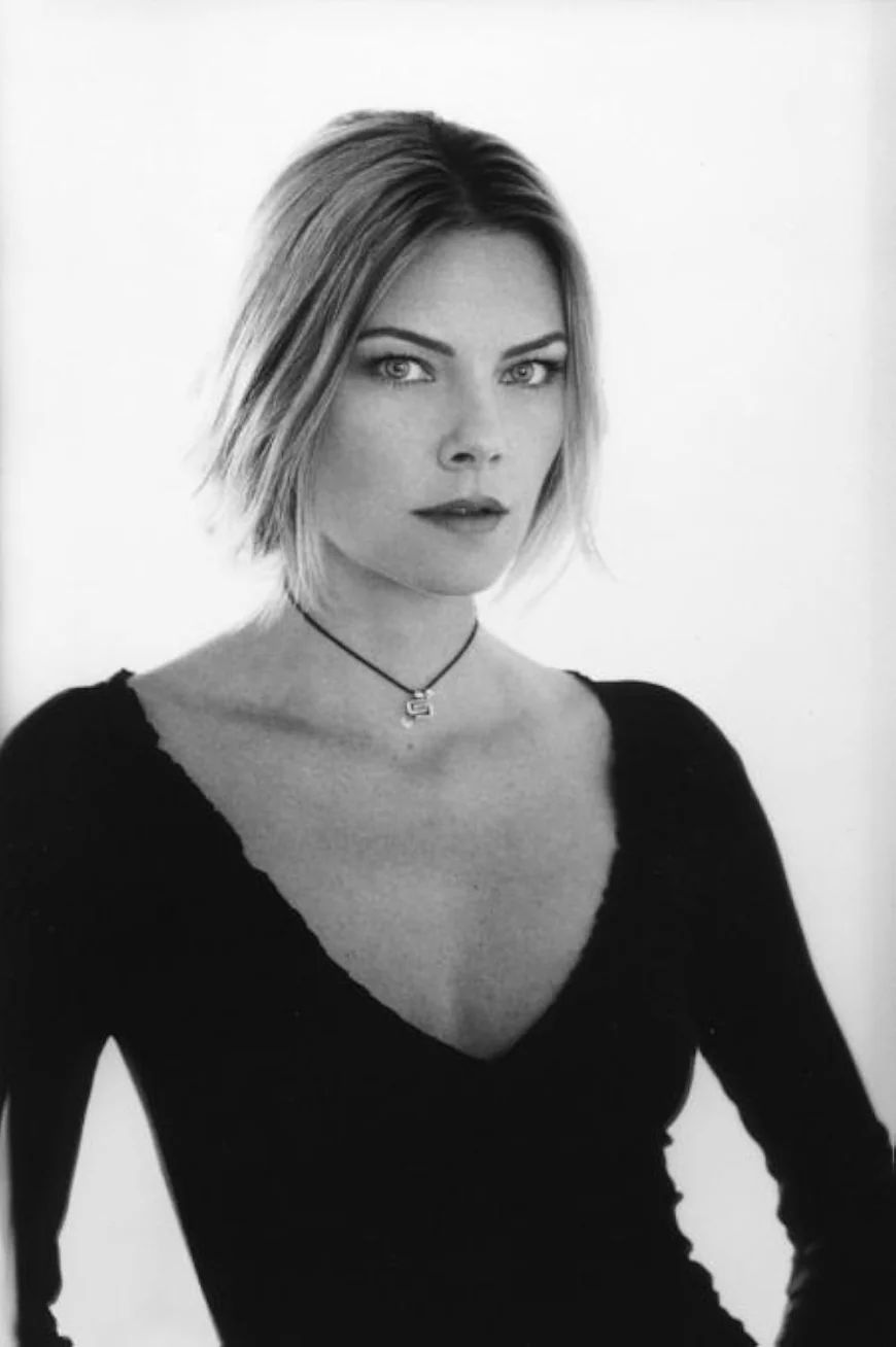 Paula Devicq Net Worth, Relationships, Age/Birthdate & Birthday Facts