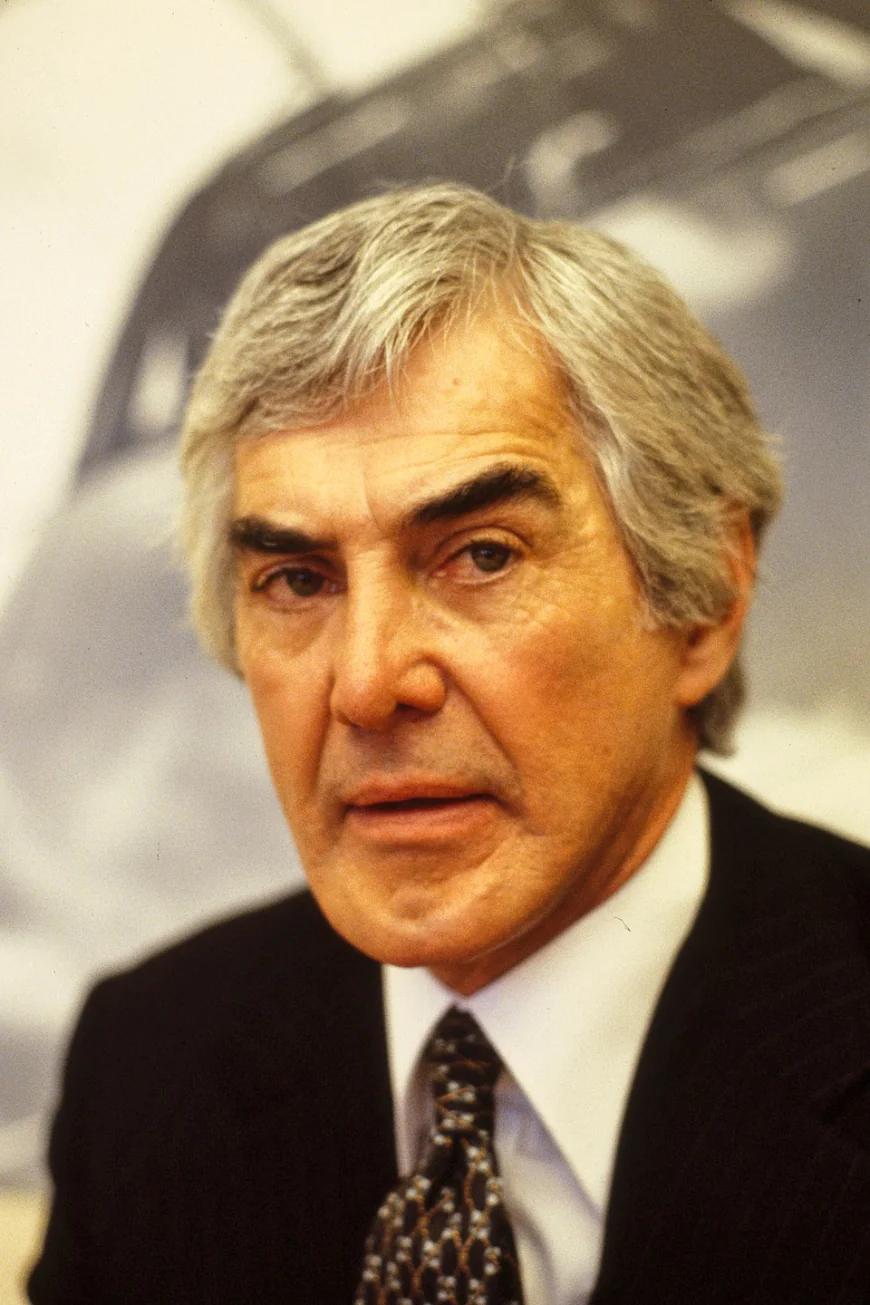 John DeLorean Net Worth, Relationships, Age/Birthdate & Birthday Facts
