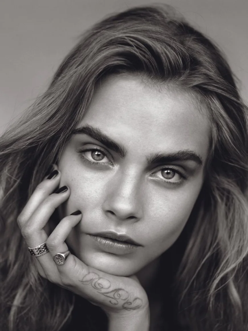 Cara Delevingne Net Worth, Relationships, Age/Birthdate & Birthday Facts
