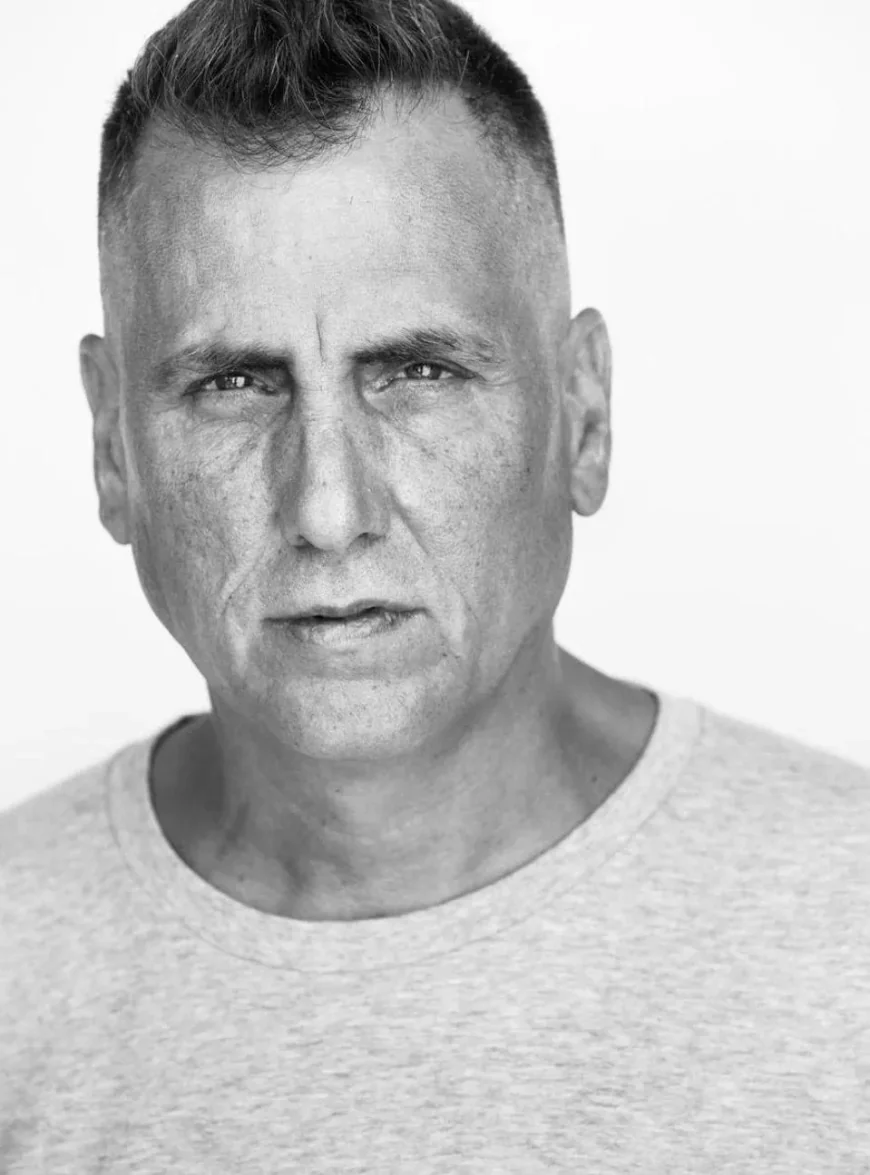 Mike Dean Net Worth, Relationships, Age/Birthdate & Birthday Facts