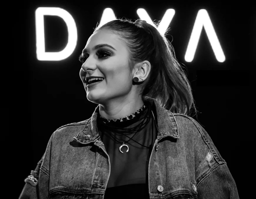 Daya Net Worth, Relationships, Age/Birthdate & Birthday Facts