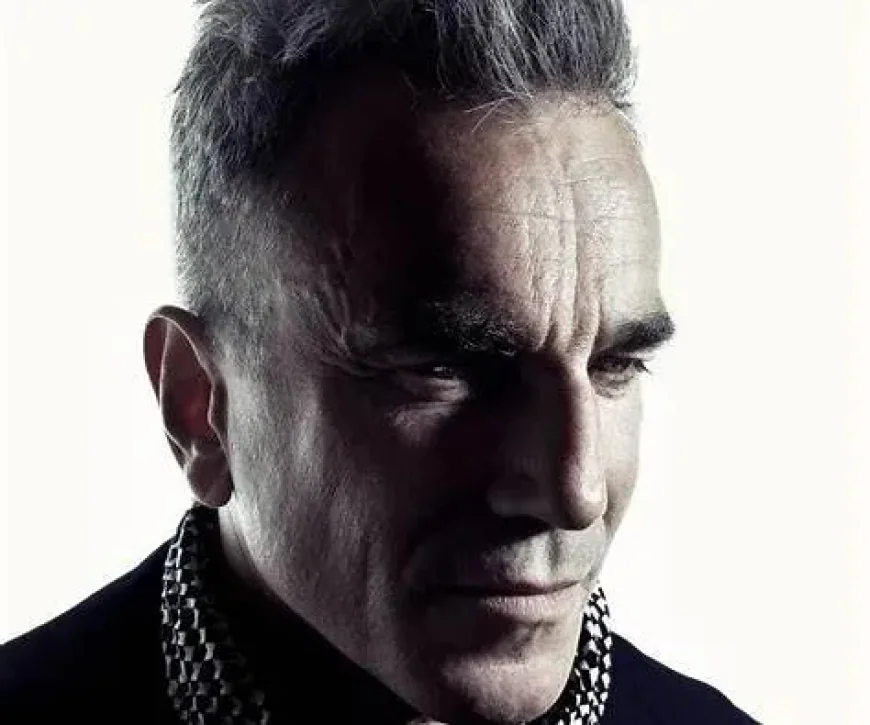 Daniel Day-Lewis Net Worth, Relationships, Age/Birthdate & Birthday Facts